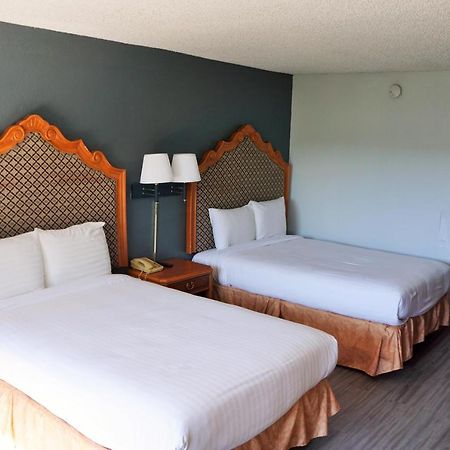 Hotel Elev8 Conroe Dış mekan fotoğraf