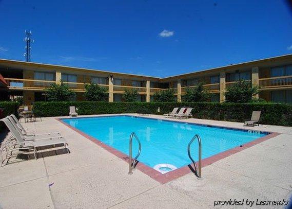 Hotel Elev8 Conroe Dış mekan fotoğraf