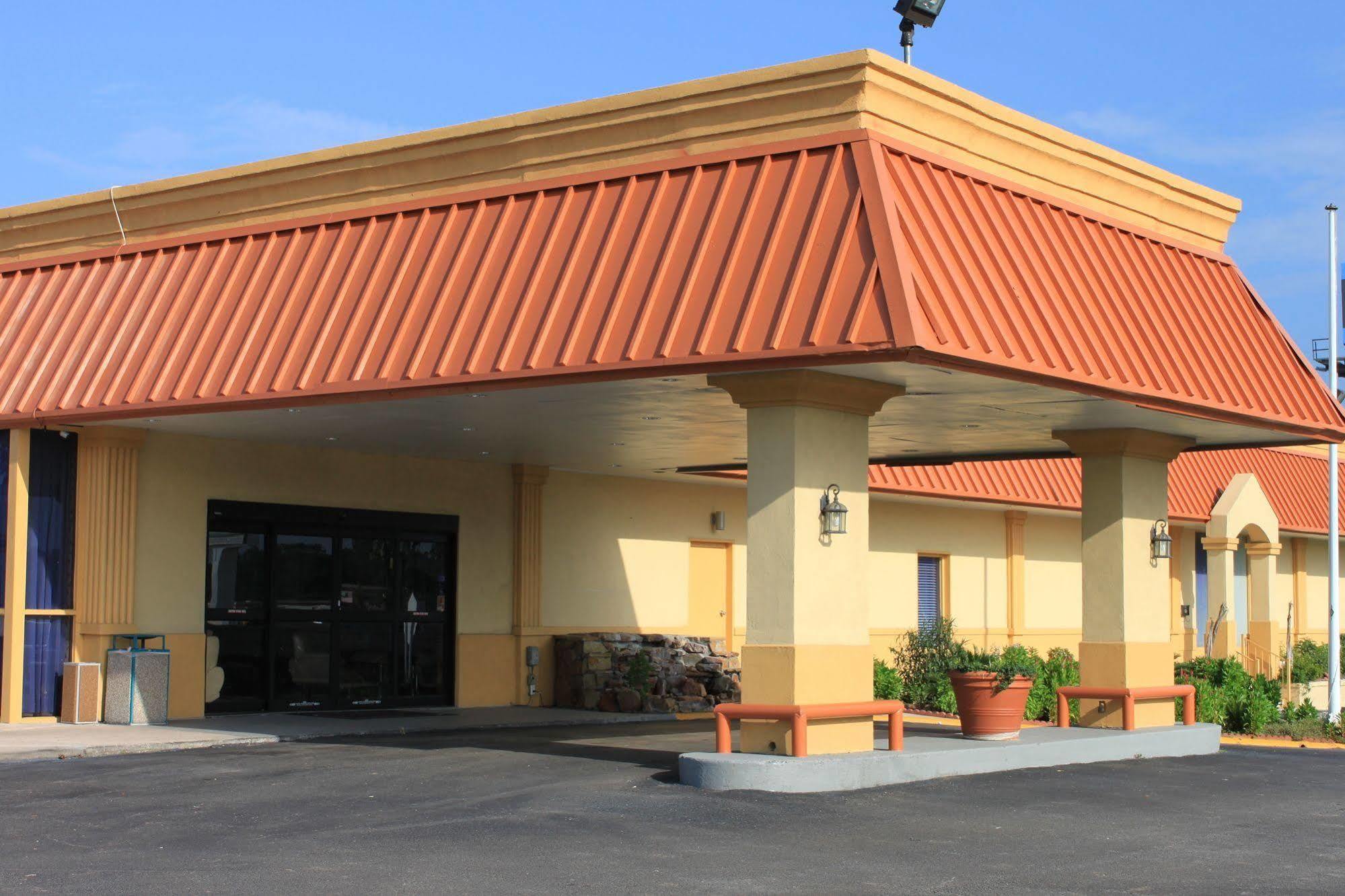Hotel Elev8 Conroe Dış mekan fotoğraf