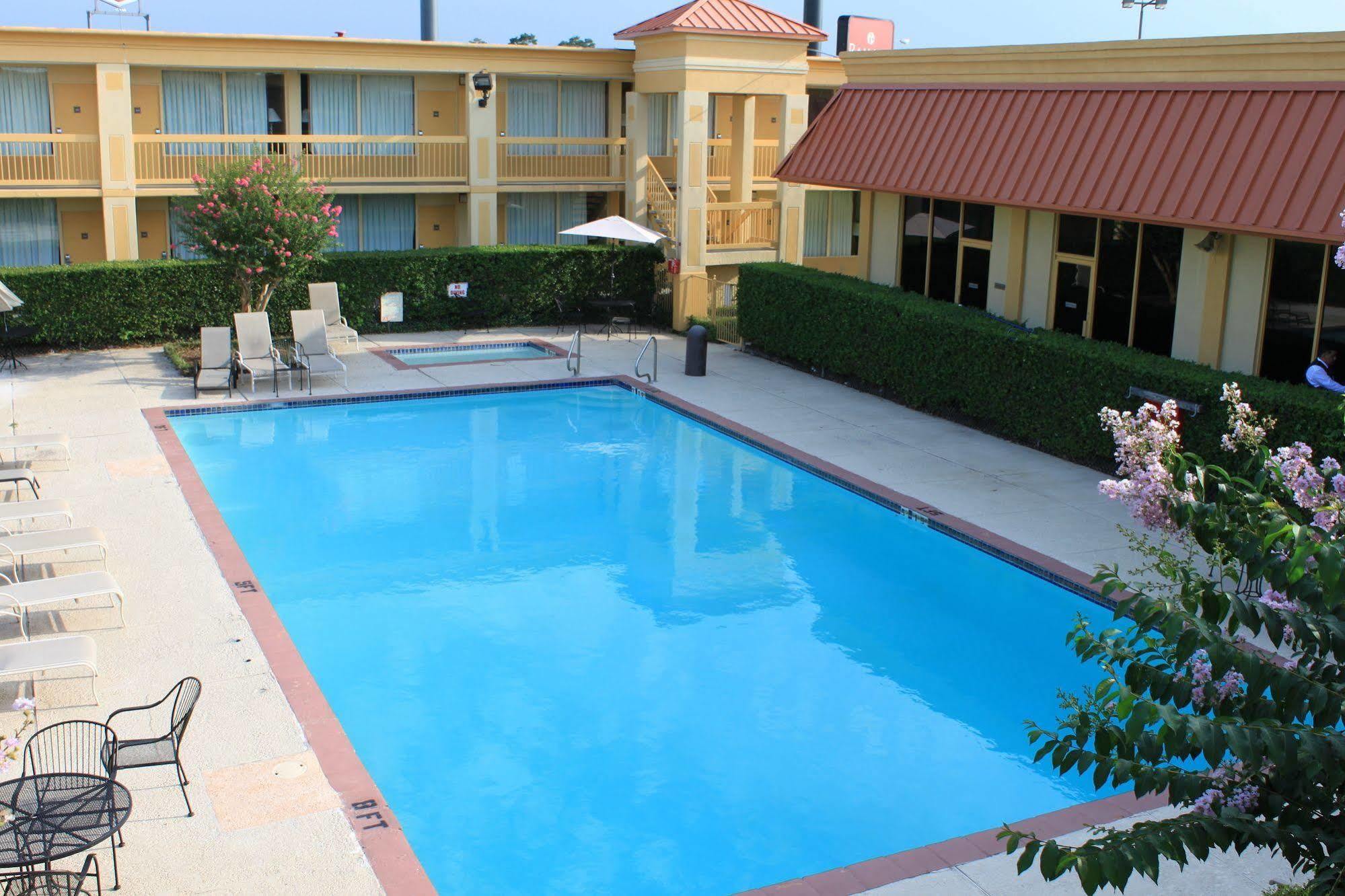 Hotel Elev8 Conroe Dış mekan fotoğraf