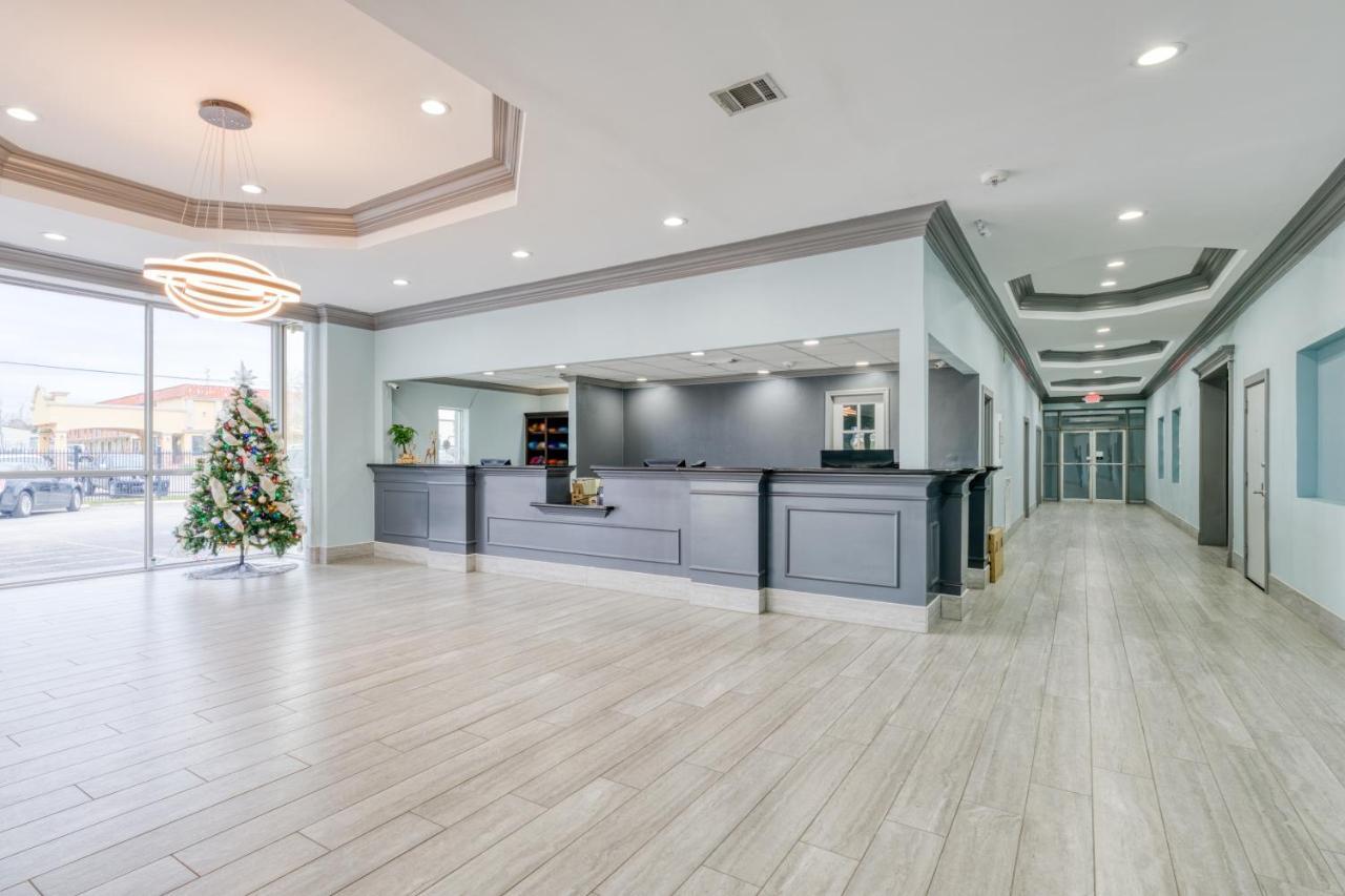 Hotel Elev8 Conroe Dış mekan fotoğraf